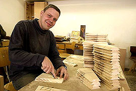 Мастерские для людей с умственными и физическими ограничениями